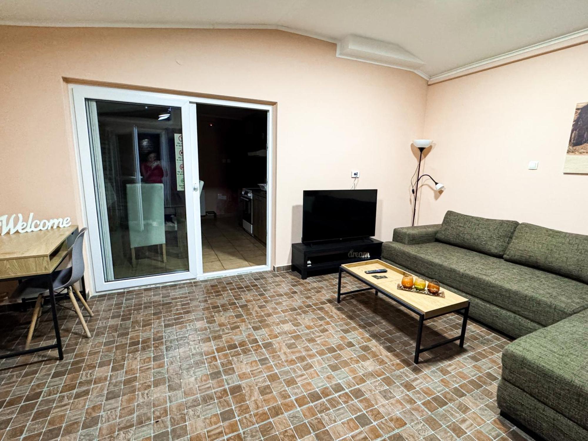 Kk Apartment Backa Topola Exterior foto