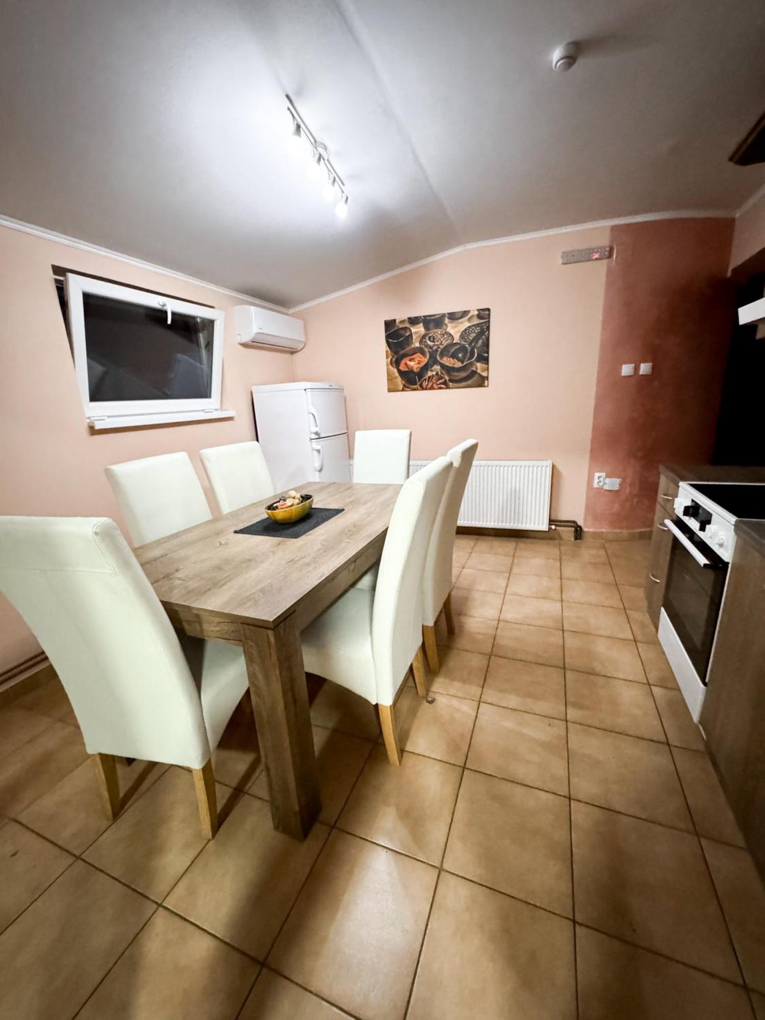 Kk Apartment Backa Topola Exterior foto